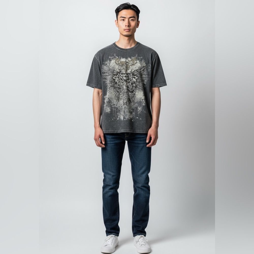 Miami Ink vintage Iconic legendary skull rhinestone beads Tshirt. Grunge. unisex
